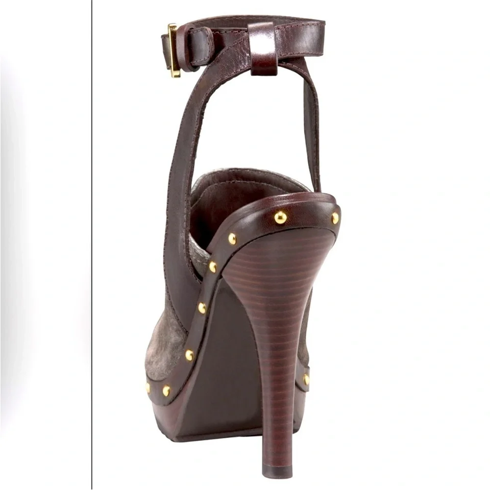 Tory Burch debuts the Bilson sandal clog platform high heel